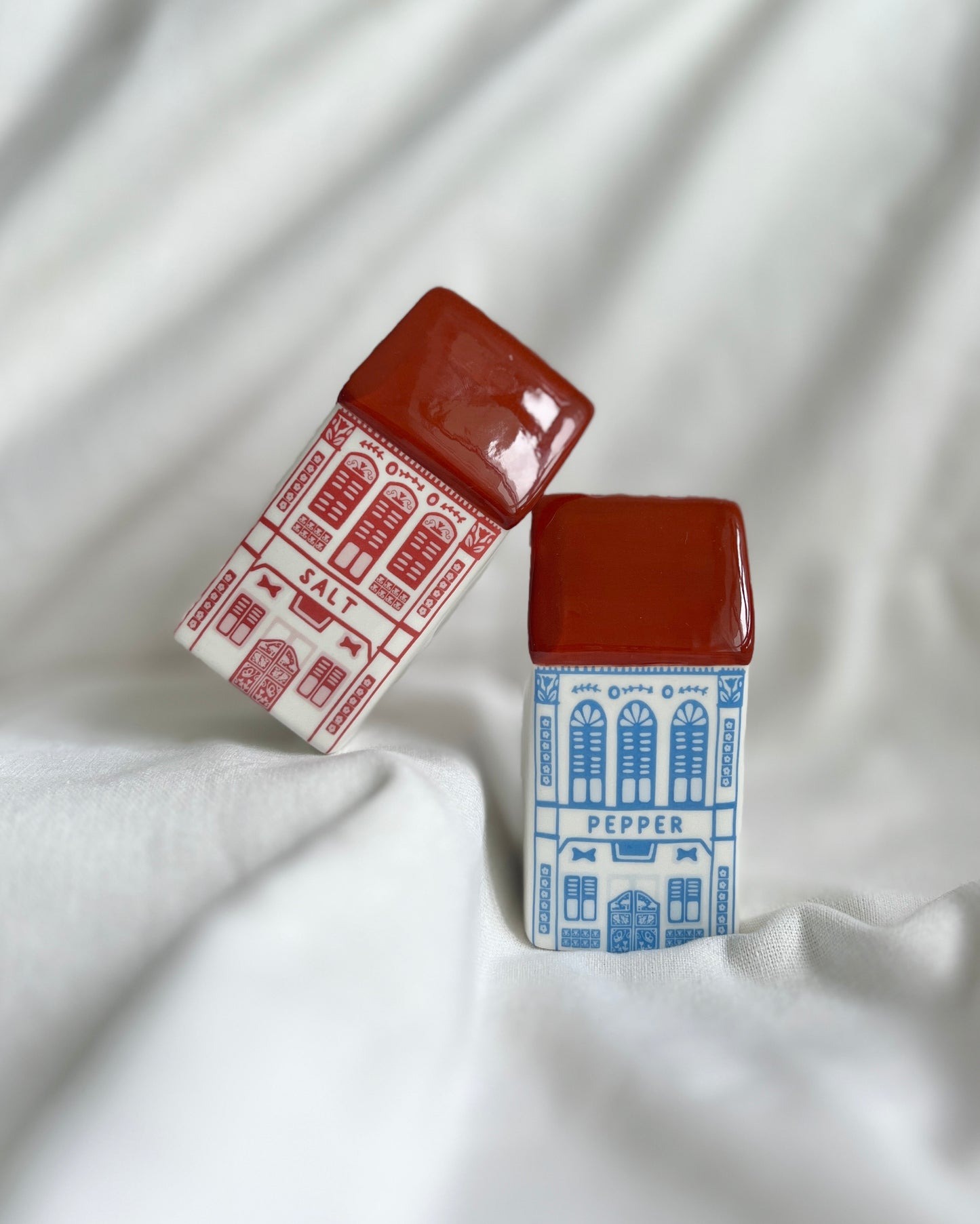 Singapore Shophouse Salt & Pepper Shakers | Heritage Souvenirs