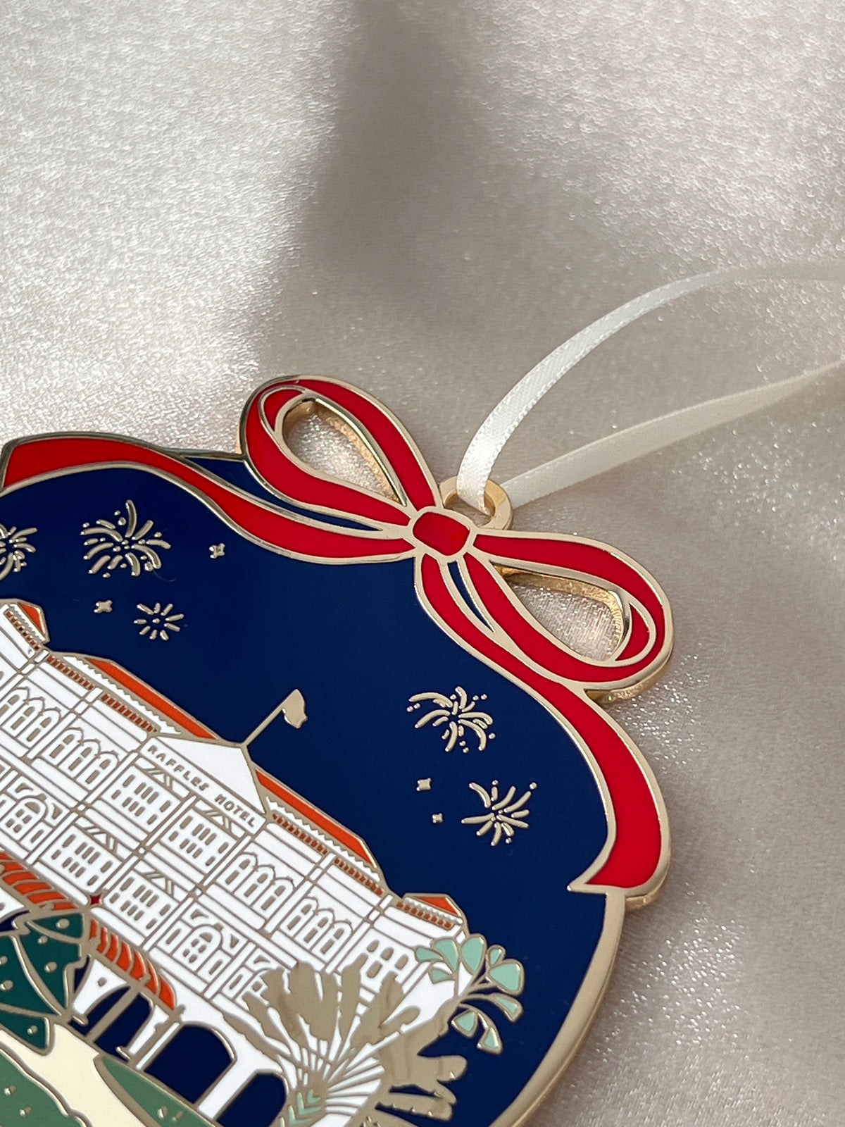 Raffles Hotel Heritage Building Enamel Ornament