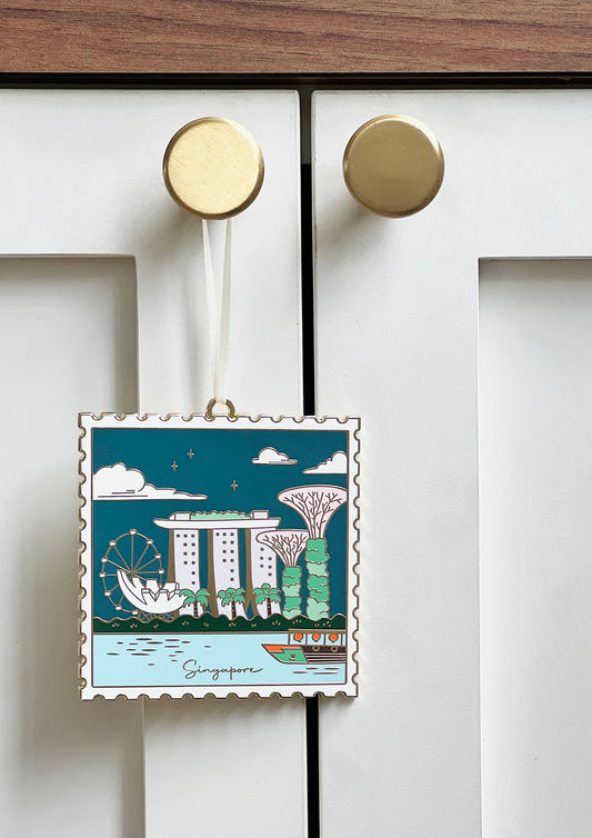 City Lights – Singapore Skyline Enamel Ornament